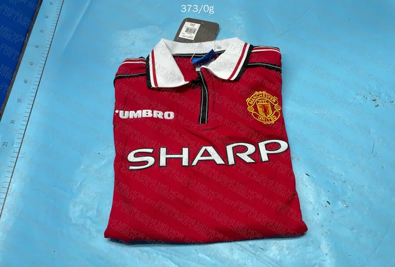 Retro Manchester United 98/99 Long Sleeve