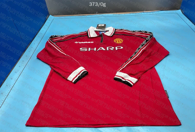 Retro Manchester United 98/99 Long Sleeve 2