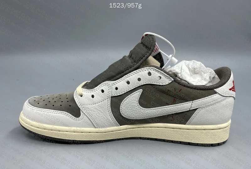 Reverse mocha Travis Scott 5