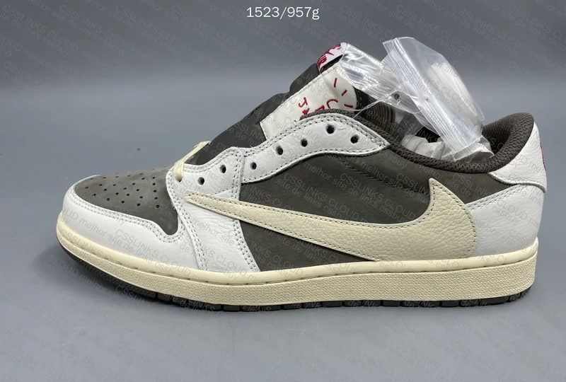 Reverse mocha Travis Scott 7
