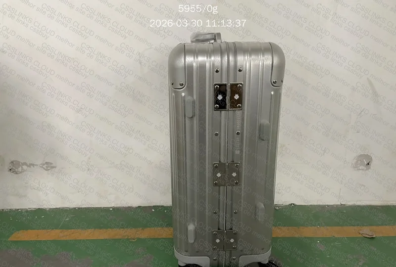 Rimowa 21 (Ajuda) 2