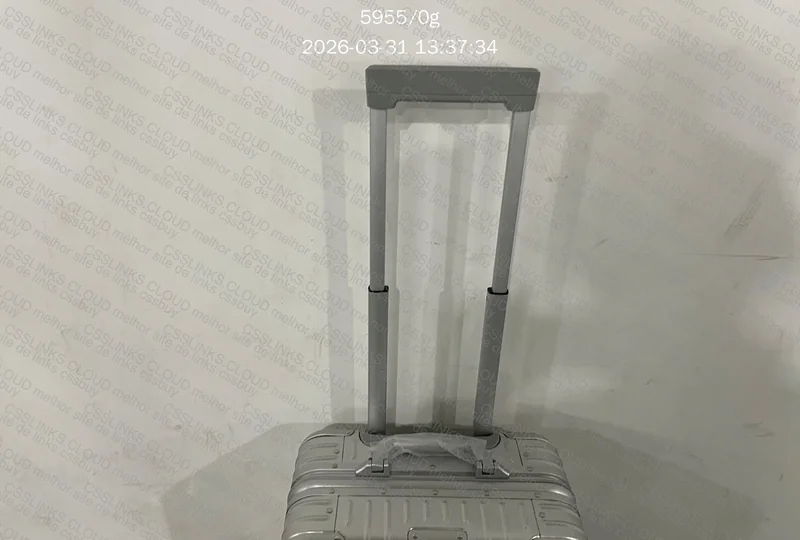 Rimowa 21 (Ajuda) 9