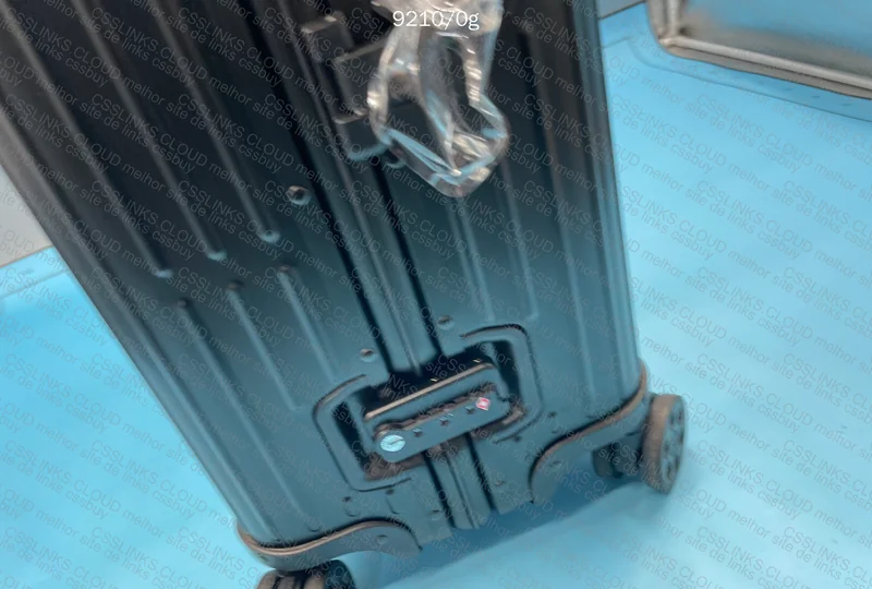 Rimowa Check-in L - Black 2