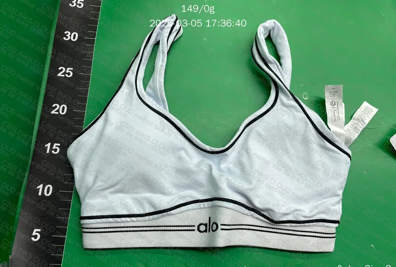 Roupas Alo e Lululemon 3