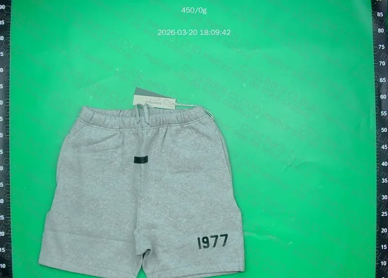 Roupas FOG Essentials 6
