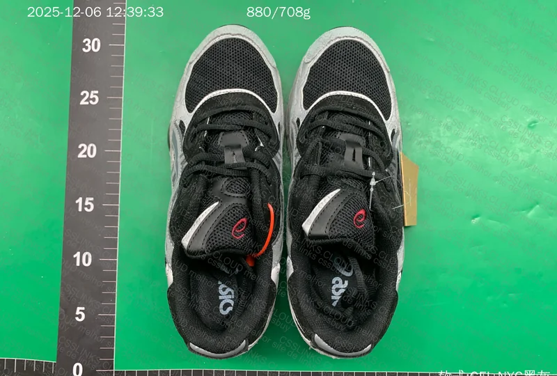 RT BATCH SALE - ASICS NYC 3