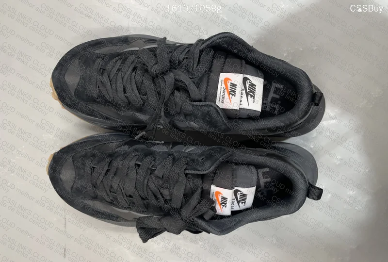 SACAI X NIKE BLACK GUM