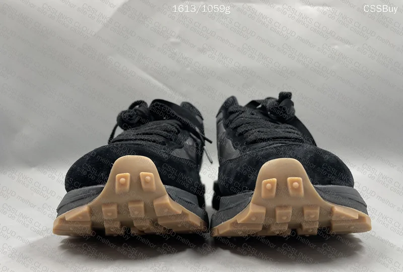 SACAI X NIKE BLACK GUM 5