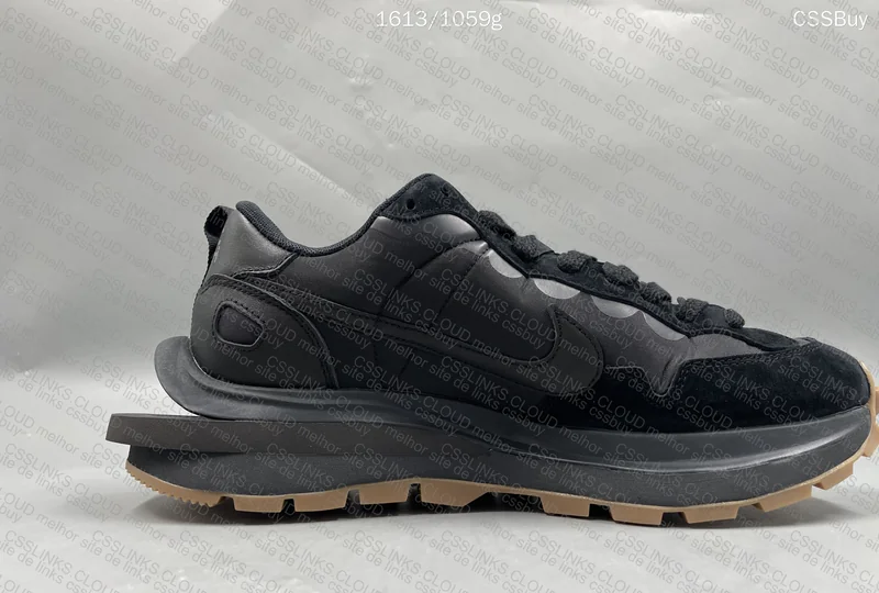SACAI X NIKE BLACK GUM 6