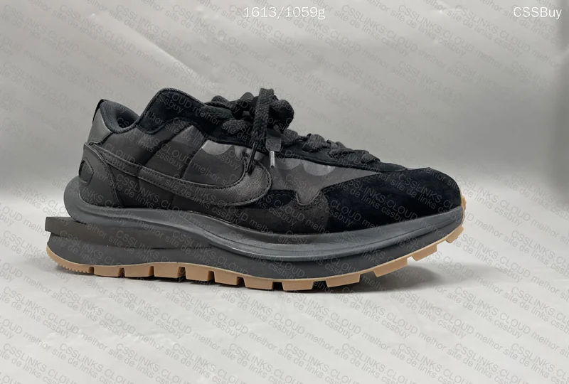 SACAI X NIKE BLACK GUM 7