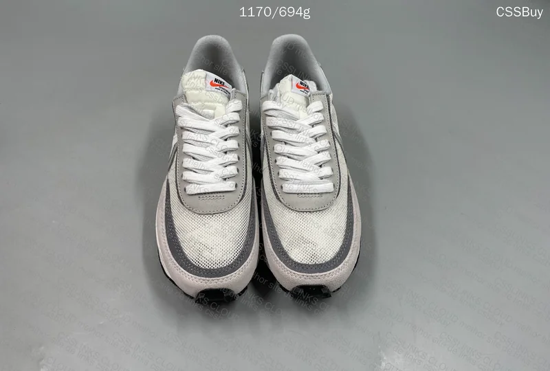 Sacai x Nike LD Waffle Summit White 3