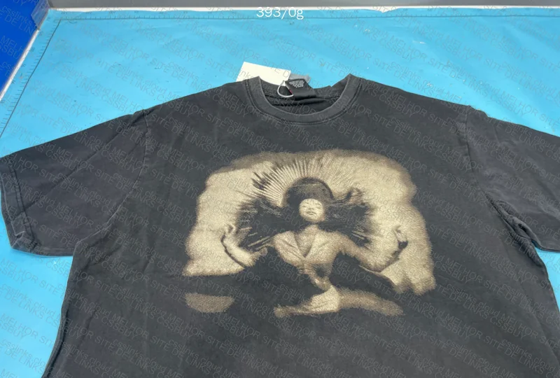 Sade Vintage Tee - Love Deluxe World Tour 1993 4