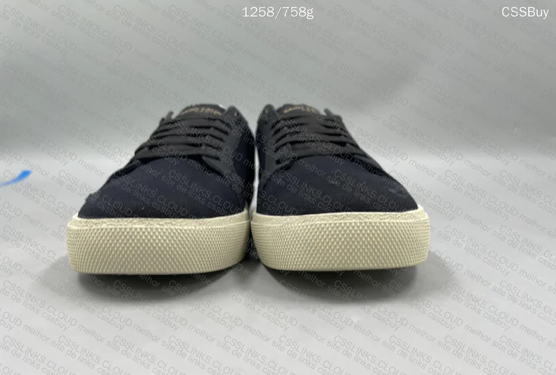 Saint Laurent Court Classic 3