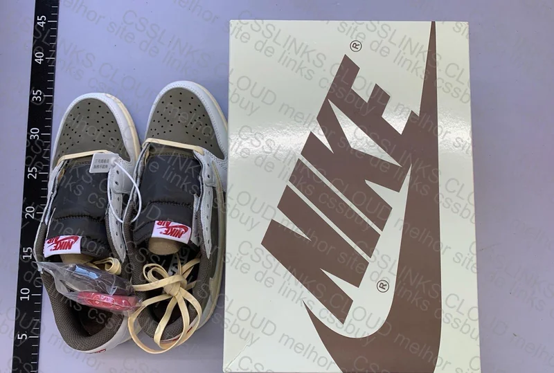 Sale Jordan 1 Travis 4