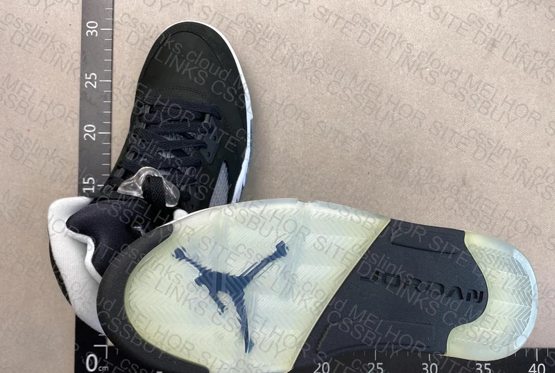 Sale - Jordan 5 Oreo 9
