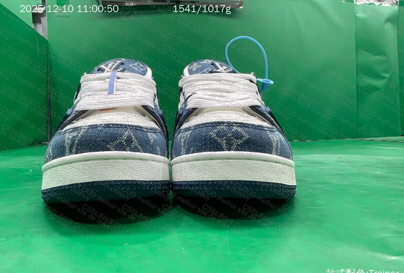 Sale LV TRAINER Blue Denim