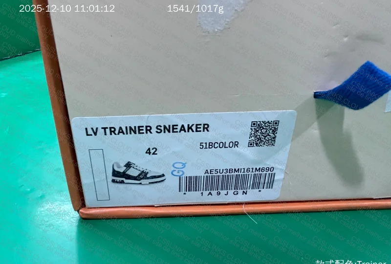 Sale LV TRAINER Blue Denim 5