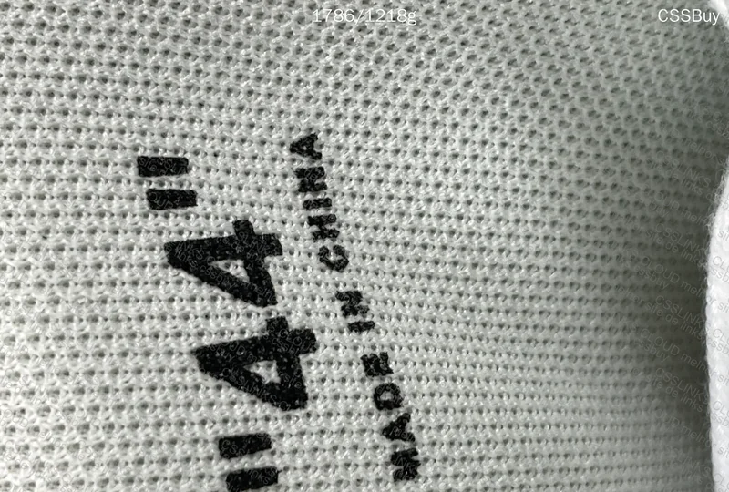 SALE OFF WHITE OUT OF THE OFFICE 4