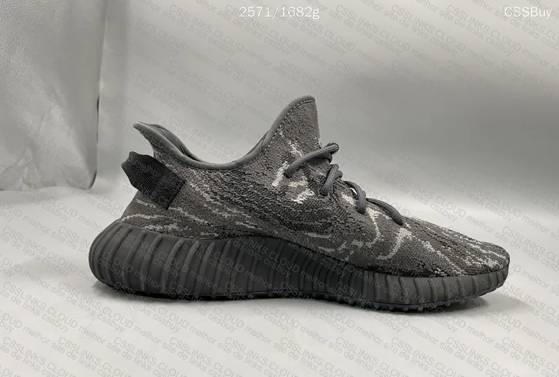 Sale Yeezy 350v2 2 for 1 6
