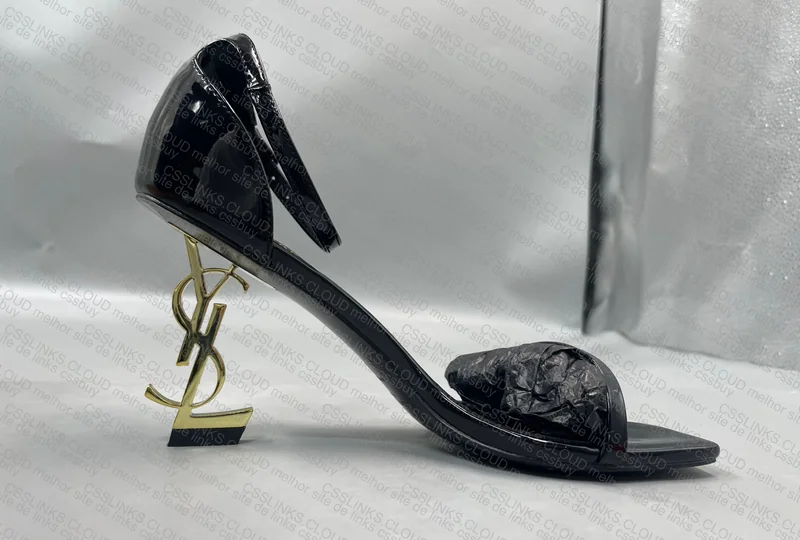 YSL Heels (Yvis Saint Laurent) 2