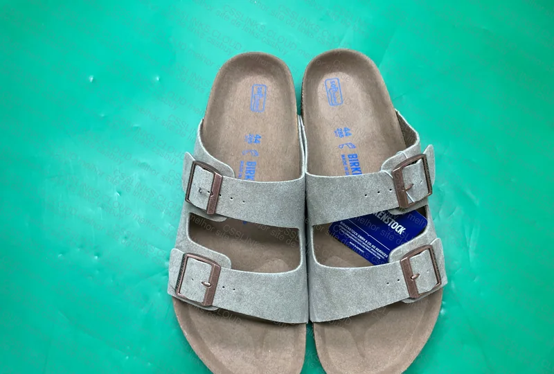 Birkenstock Sandal + Nike Socks 5