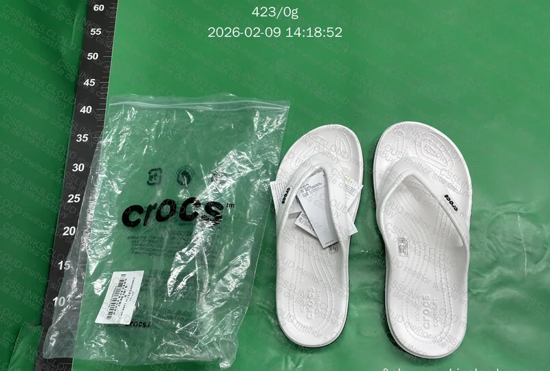SANDALIA CROCS 3