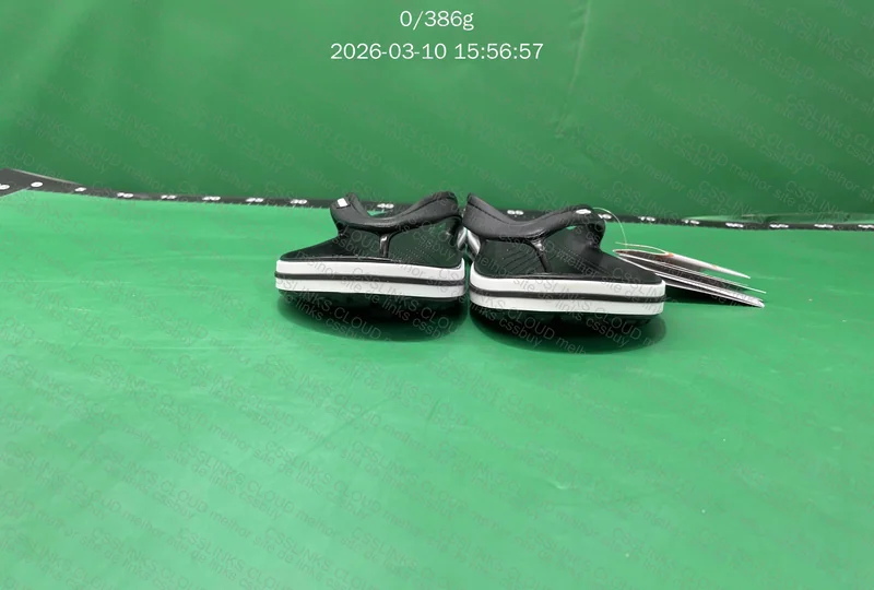 Sandália Crocs 4