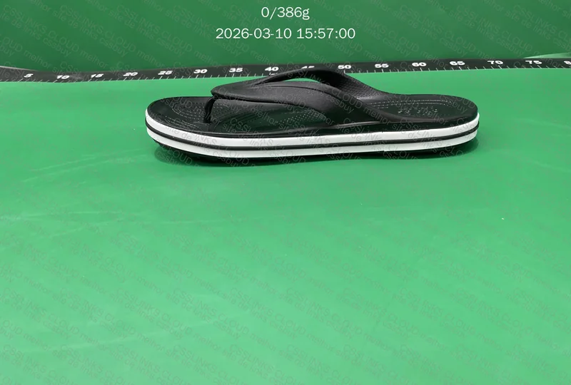 Sandália Crocs 9