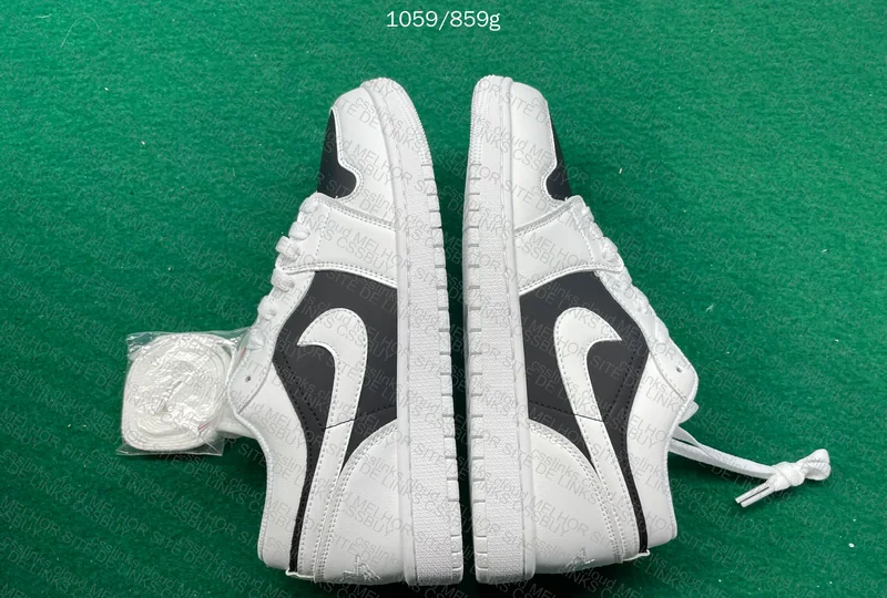 Air Jordan 1 Low Top Shoe 8