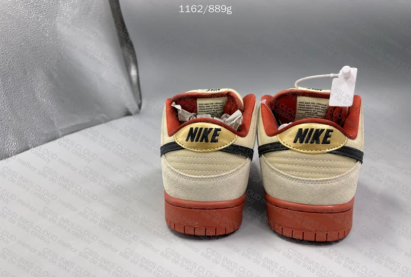 SB Dunk Low Pro Muslin 5