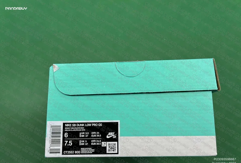SB Dunk Low Strangelove PK B 2