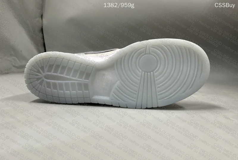 SB Dunk Low (White Lobster) - GL 6