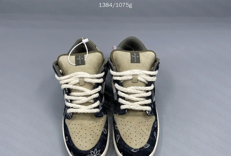 Sb Dunk Travis (SALE)