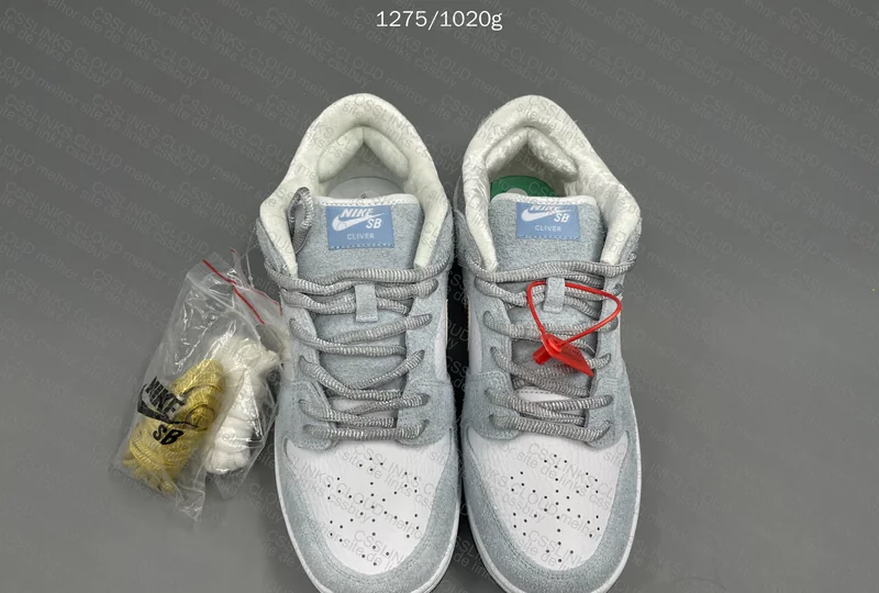 Sean Cliver x Nike SB Dunk Holiday Special 6