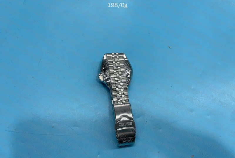 Seiko 5 GMT (Batman) 7