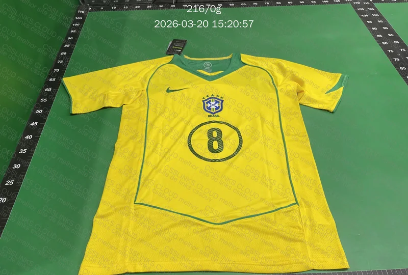 Seleção BR 04/05 Kaká 2