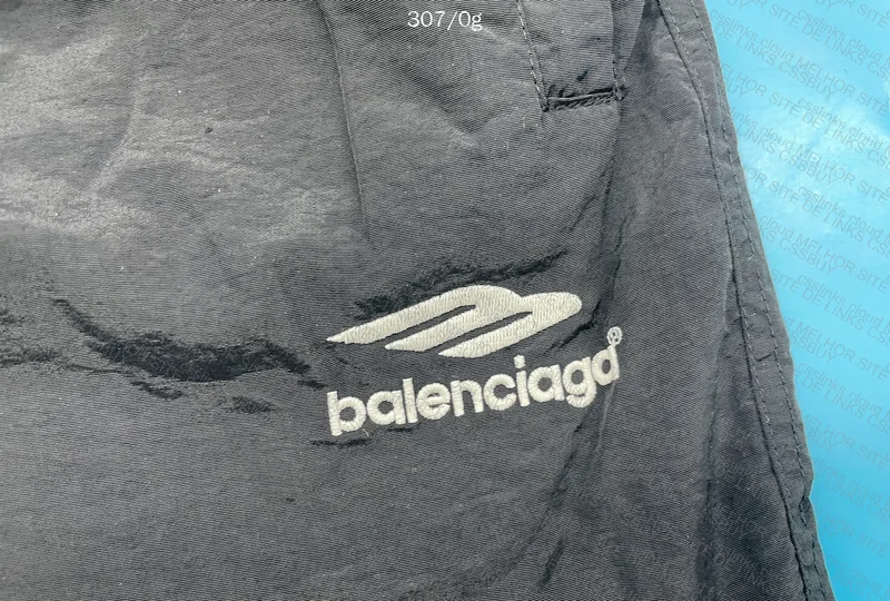 SHORT BALENCIAGA 3