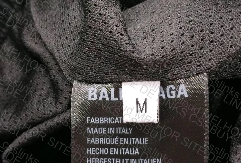 short balenciaga 3