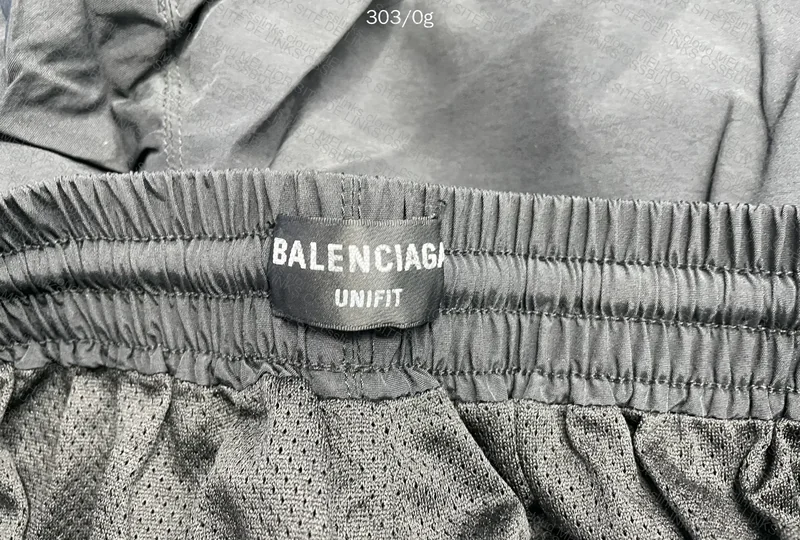 Short Balenciaga (com medidas) 2