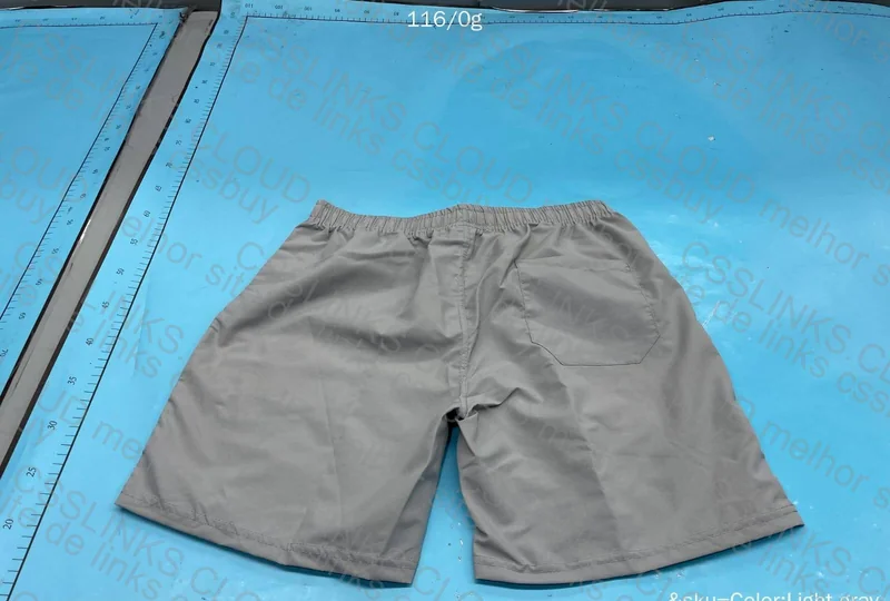 Short baratinho