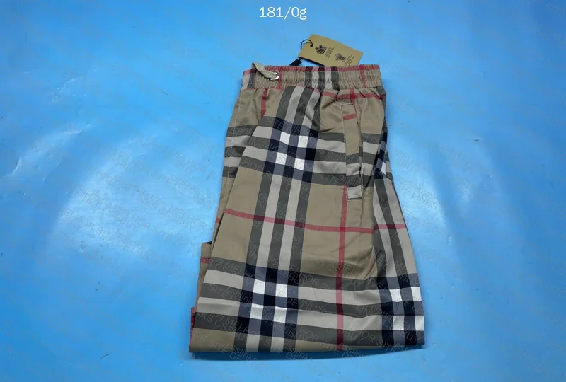 Short Burberry