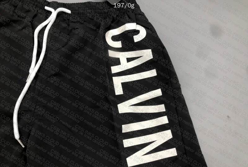 Short Calvin Klein