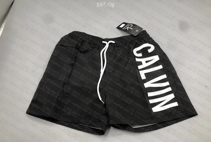 Short Calvin Klein 2