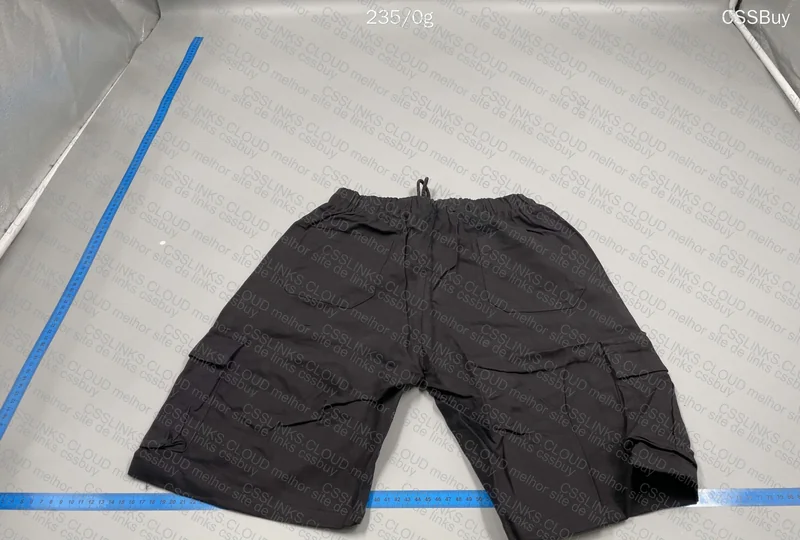 short cargo 3