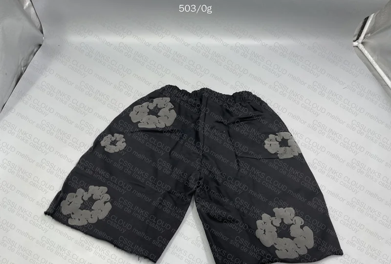 SHORT DENIM TEARS 3