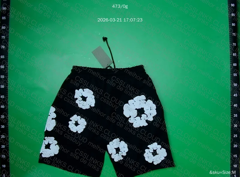 Short denim tears 2