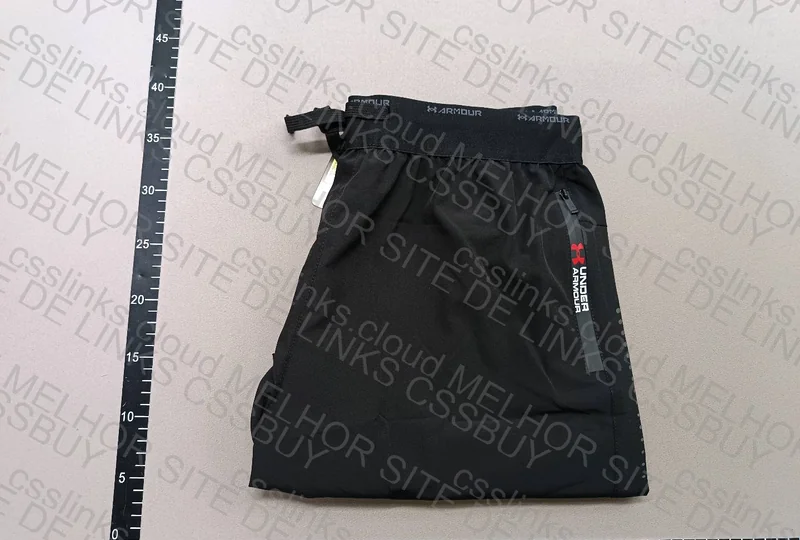 Under Armour Short and T-Shirt with Measurements 6