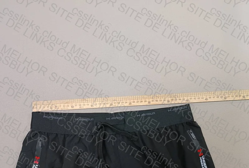Under Armour Short and T-Shirt with Measurements 9