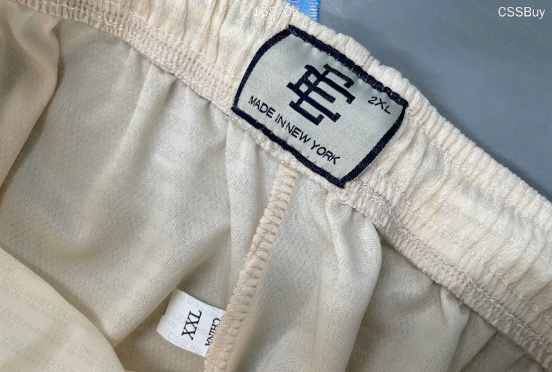 Short EE XXL 3