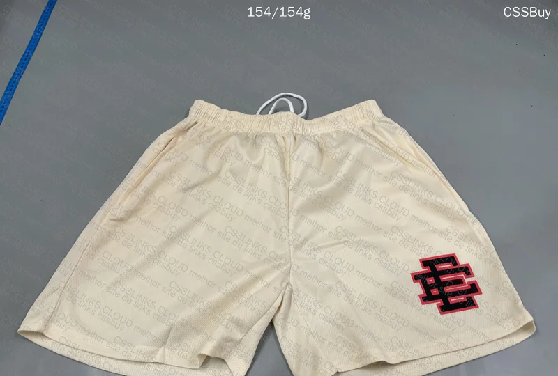Short EE(Eric Emanuel) Cream